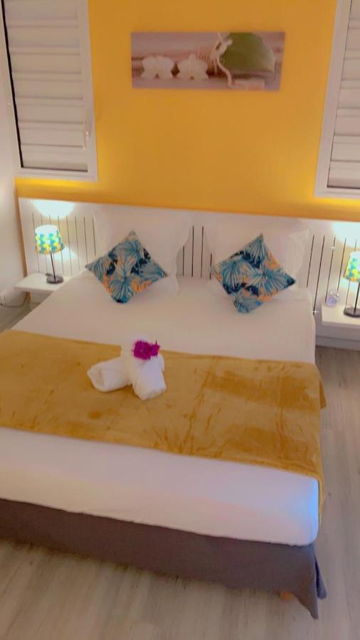 Studio Ana plage et piscine 100 m de la plage Trinité  Extérieur photo